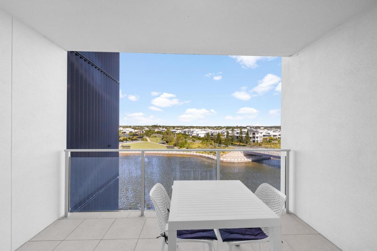 North Shore Oceanside Kawana Kawana Waters Exteriör bild