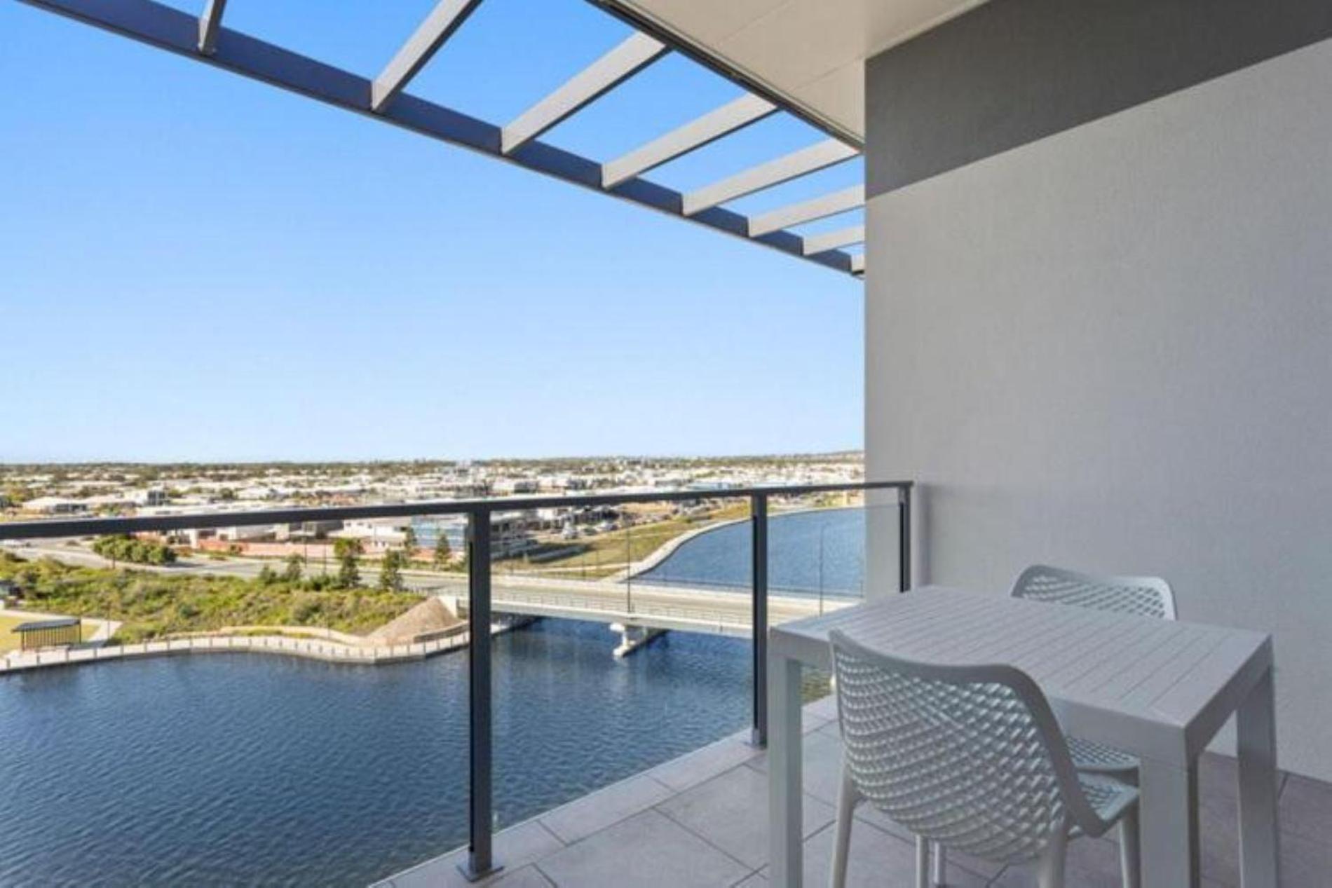 North Shore Oceanside Kawana Kawana Waters Exteriör bild