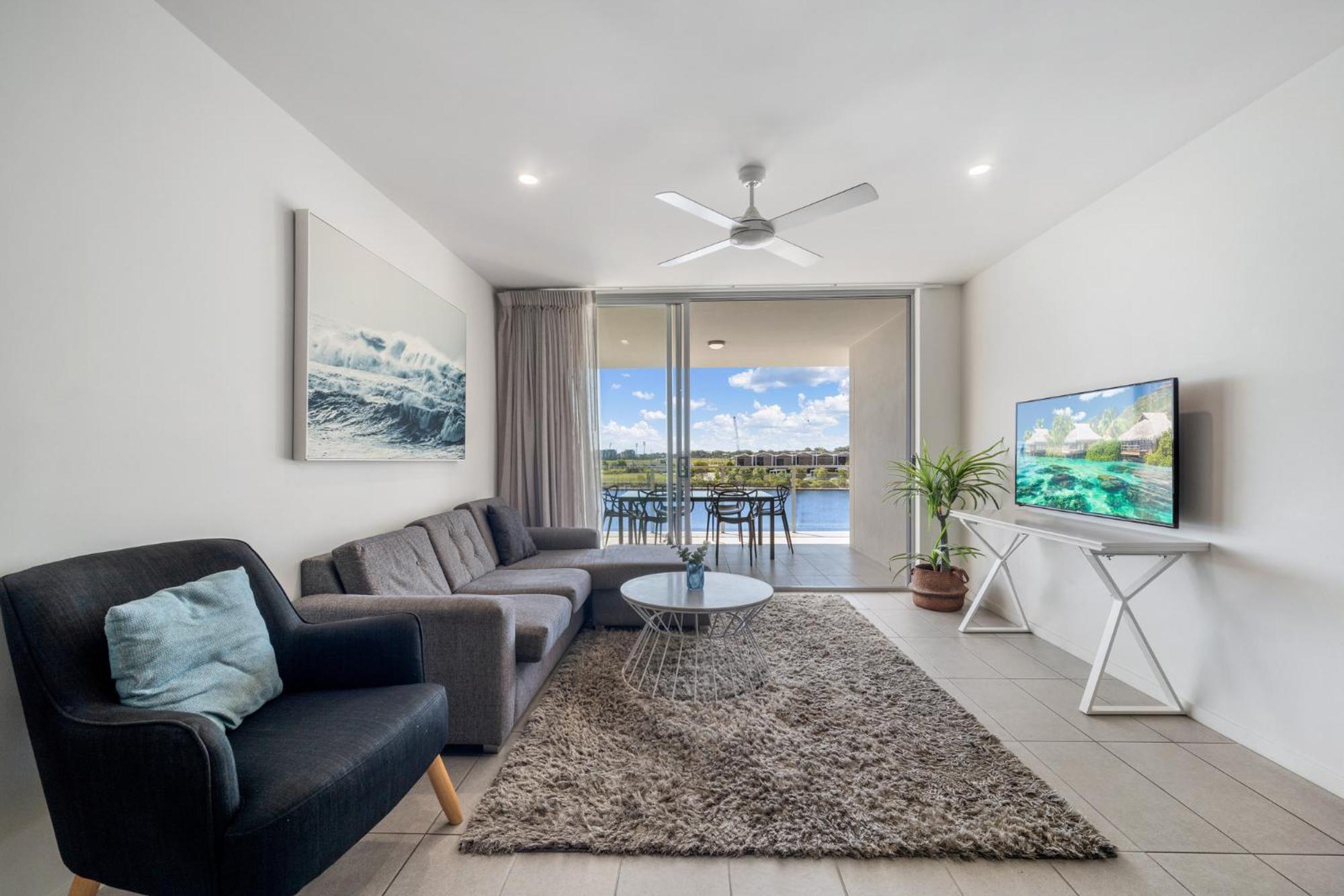 North Shore Oceanside Kawana Kawana Waters Exteriör bild